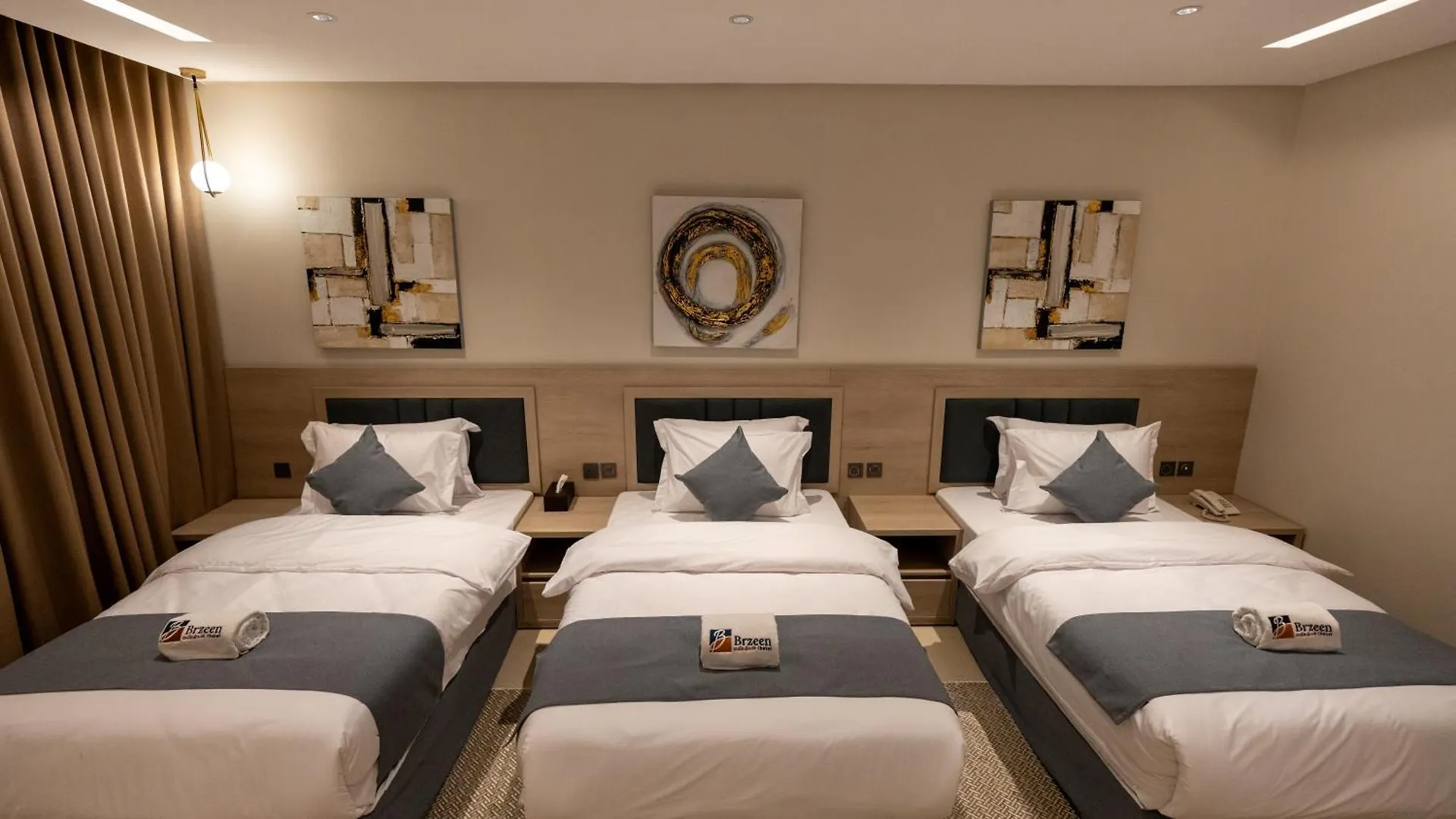 Brzeen Hotel ריאד