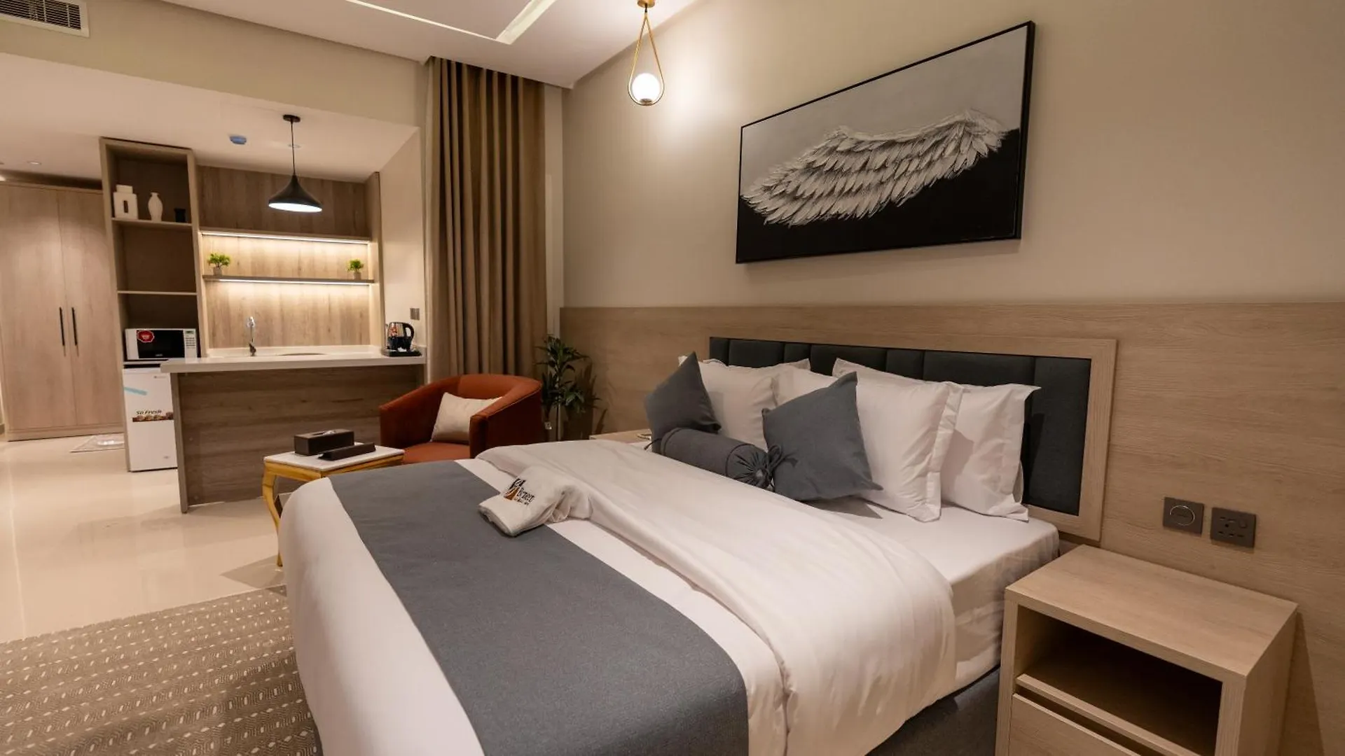 Brzeen Hotel ריאד