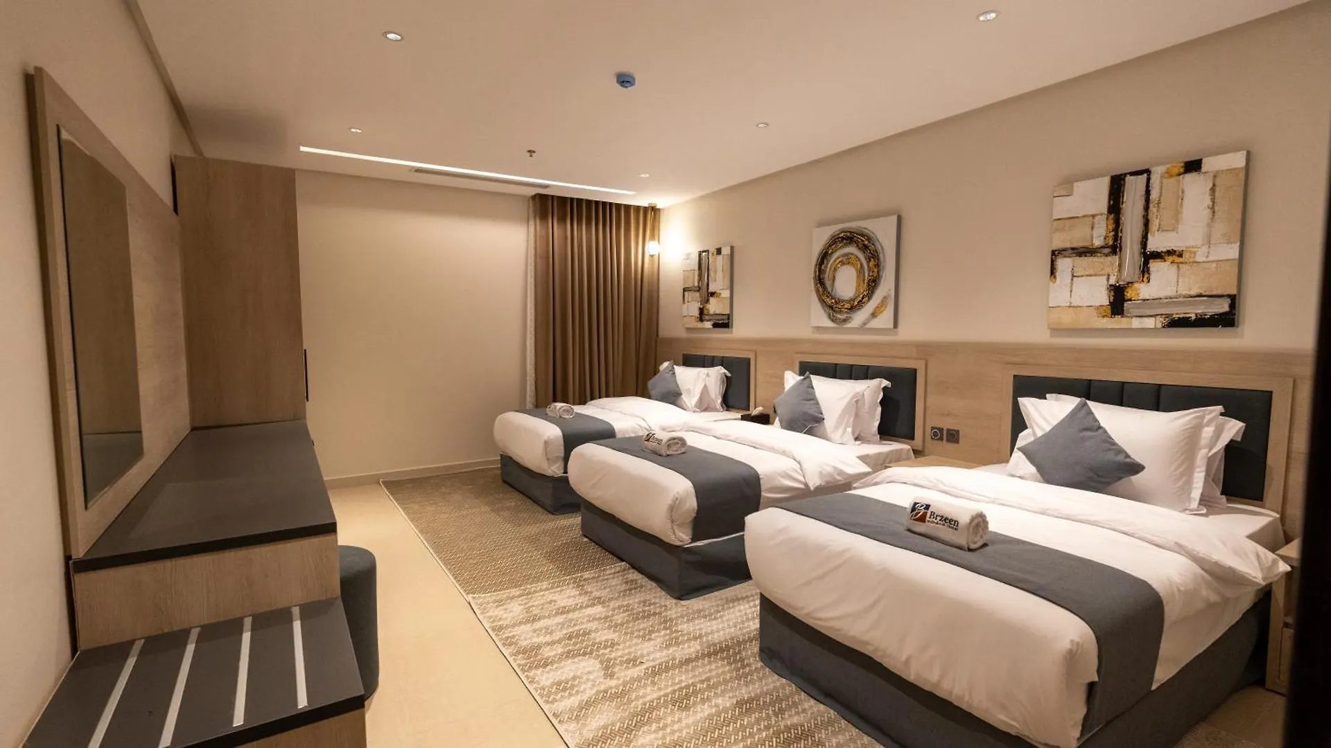 Brzeen Hotel ריאד